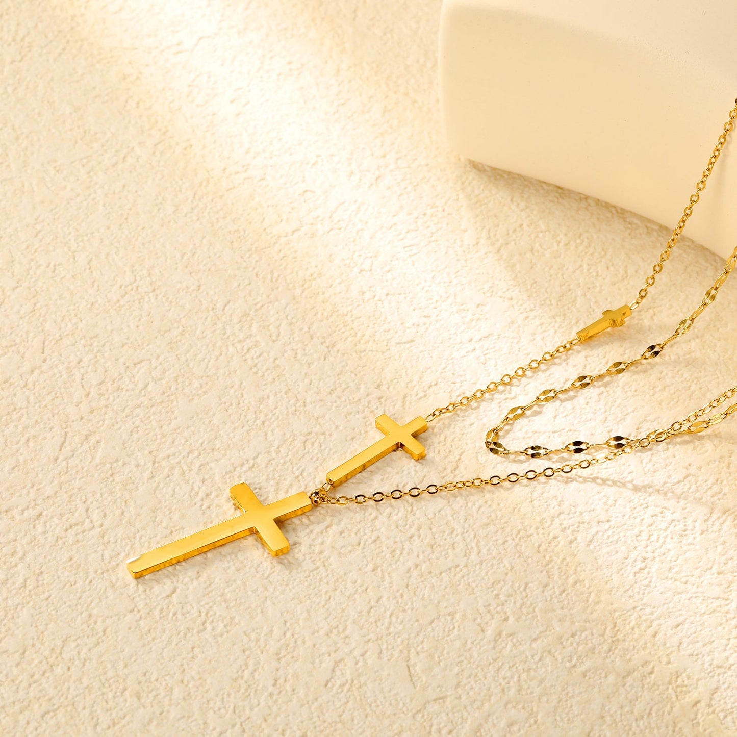 15 x 31.3mm + 10 x 19.4mm + 4.9 x 10mm Cross Pendant Lip Chain 40 + Cross Chain 45 + 5cm Double Chain Necklace, Gold