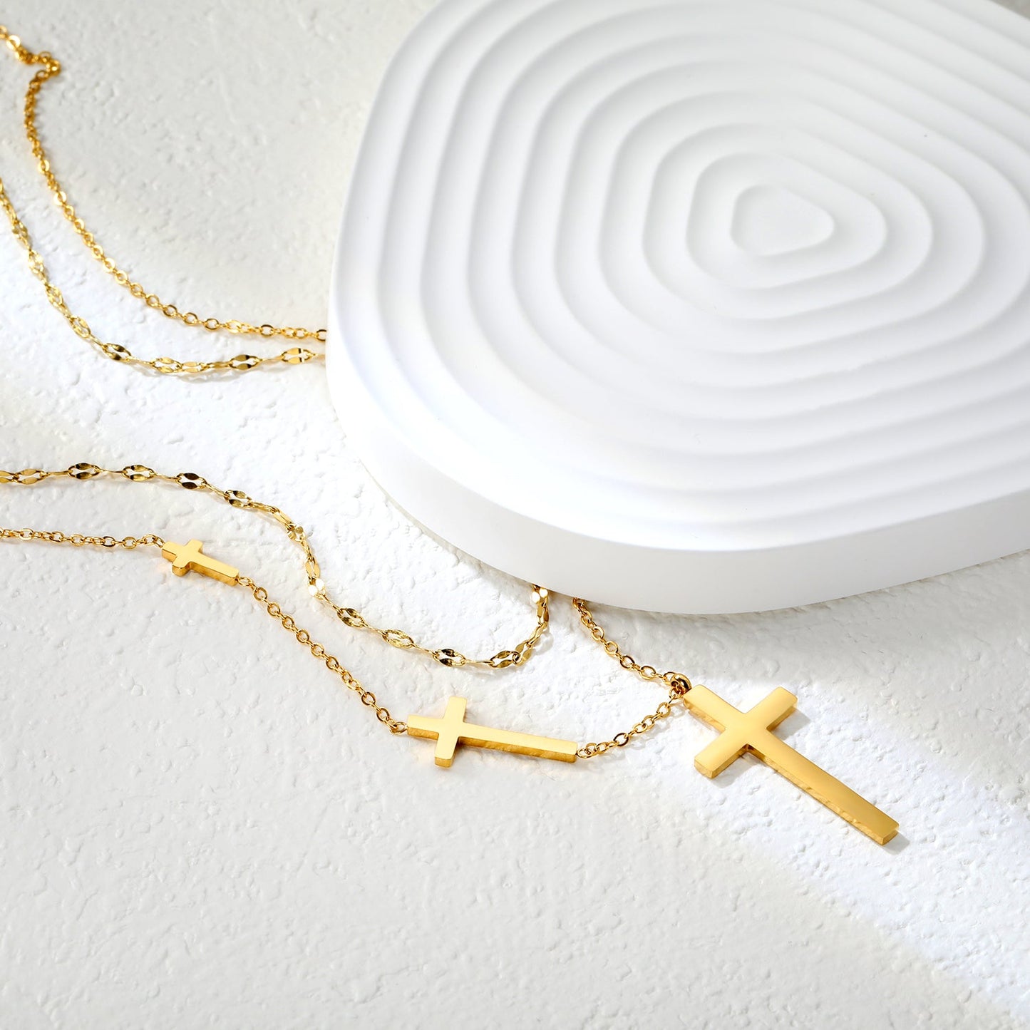 15 x 31.3mm + 10 x 19.4mm + 4.9 x 10mm Cross Pendant Lip Chain 40 + Cross Chain 45 + 5cm Double Chain Necklace, Gold