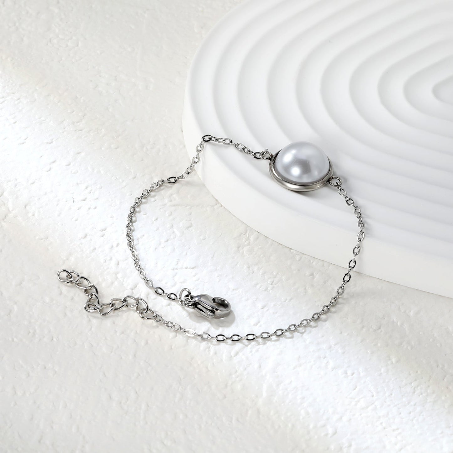 12-14mm round with half white pearl 16-18+3cm bracelet steel/gold color
