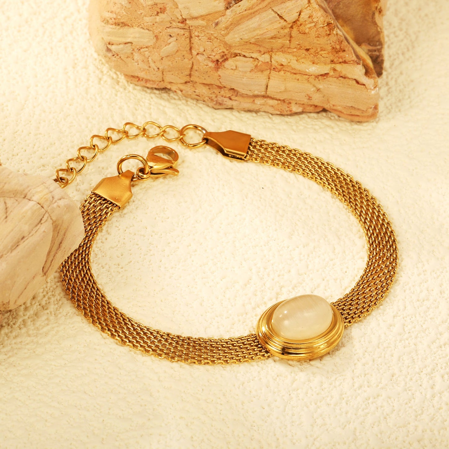14*17mm oval with white cat's eye/tiger's eye stone fittings Thick 1*Wide 6mm mesh chain 18+3cm+6mm round plaque Bracelet Gold color
