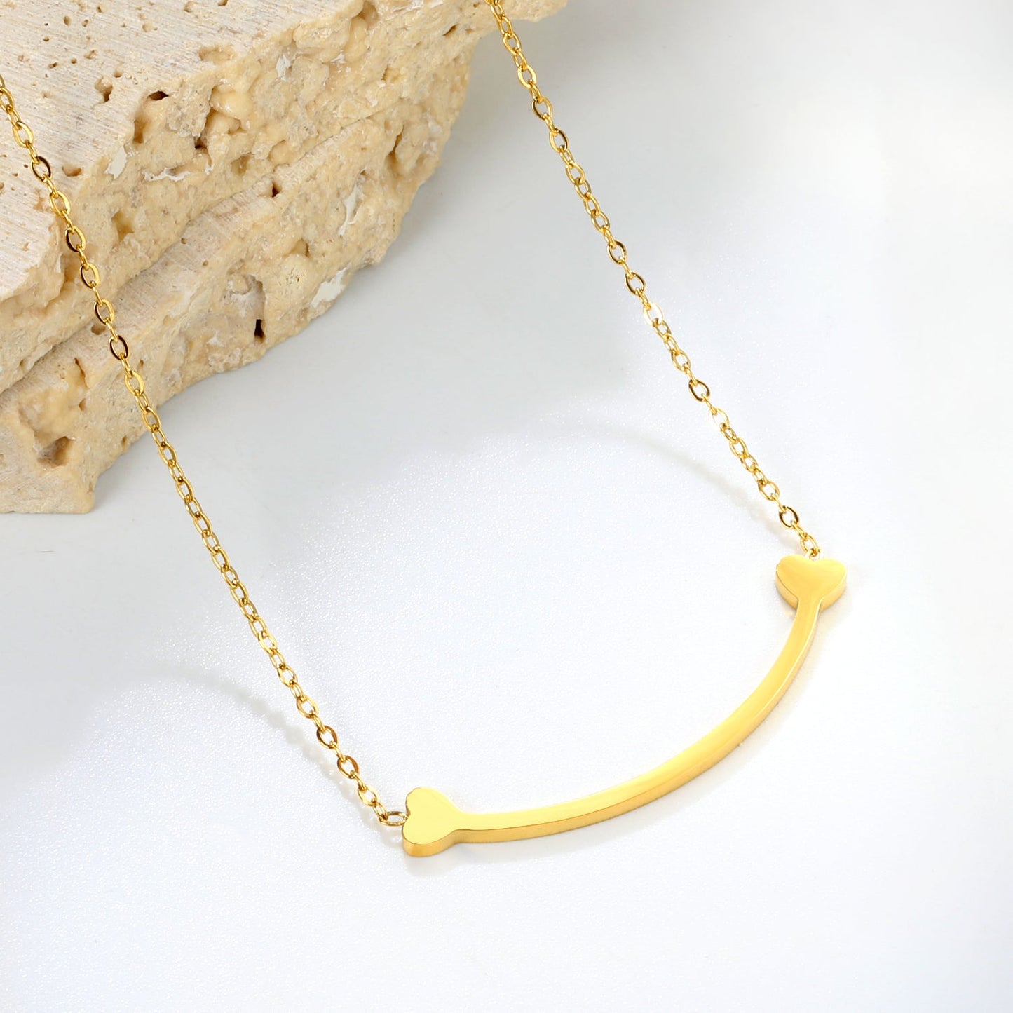 9.2 x 36.7mm curved bone pendant, 0.3mm cross chain 45+5cm, 6mm round tag necklace, gold