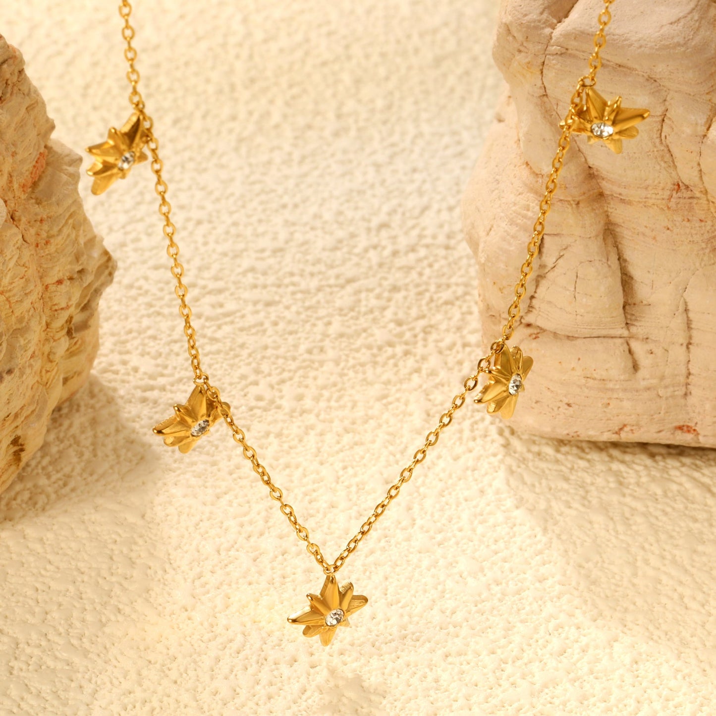 9.2 x 10mm eight-pointed star accessory (1 white zirconia), 0.3mm cross chain 40+5cm, 6mm round tag necklace, gold