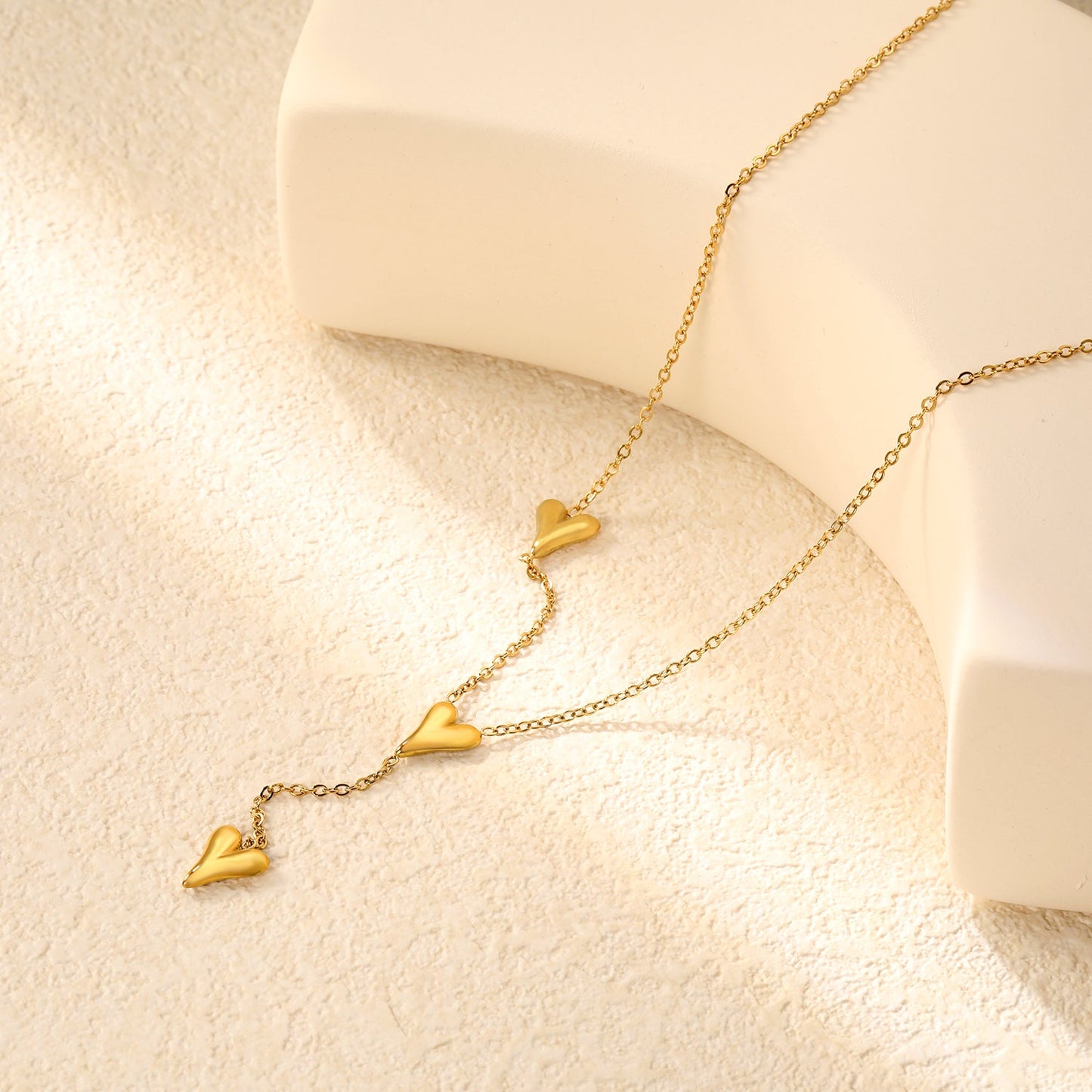 8 x 10.2mm 3 heart-shaped accessories 40+5cm+6mm round pendant necklace, gold