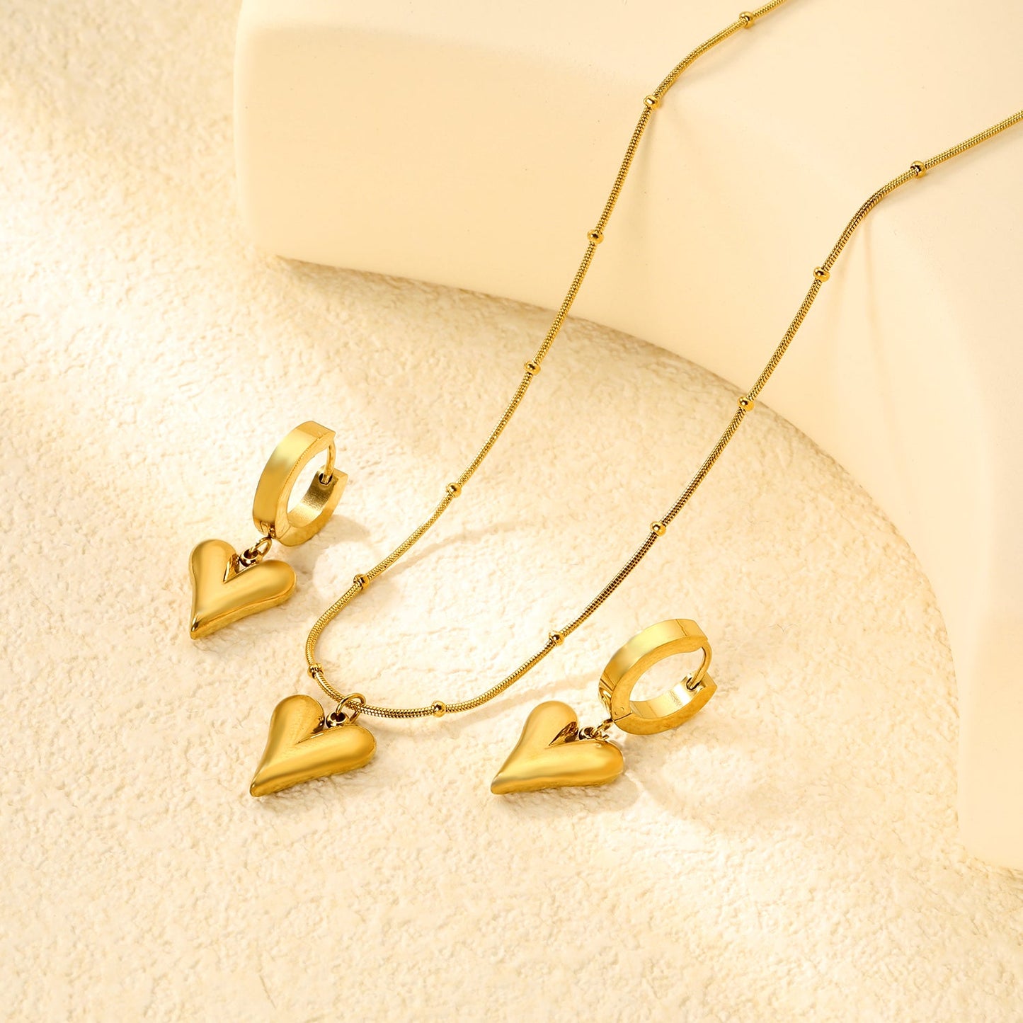 Pointed Heart Set Gold Earrings: 12.1*14.7mm Pendant: 12.1*14.7mm0.9 Round Snake Chain 42+5cm+6mm