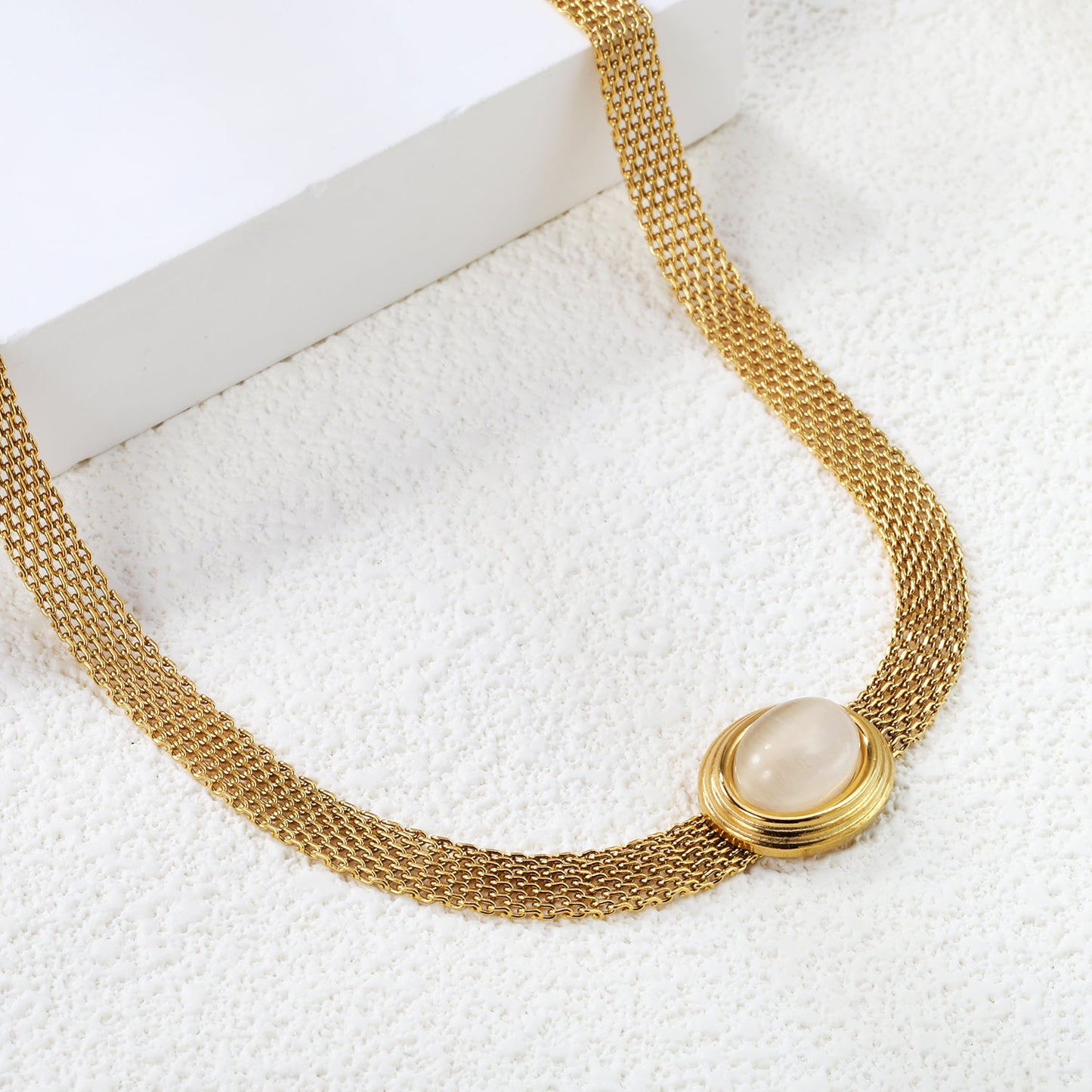 14*17mm Oval with white cat's eye/tiger eye pendant Thick 1*Wide 6mm Mesh Chain 40+5cm+6mm Round Necklace Golden